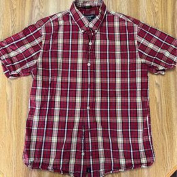 Abercrombie & Finch Men's short sleeve red plaid button-down muscle shirt size S - Picture 1 of 3